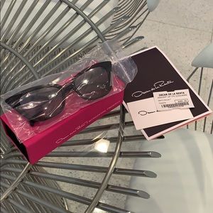Oscar De La Renta Women’s Sunglasses w/ receipt